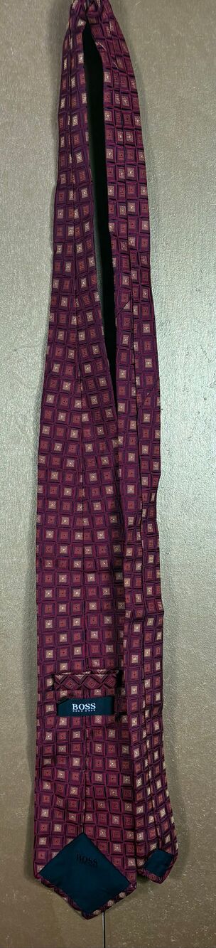 Hugo Boss tie - Picture 3 of 4